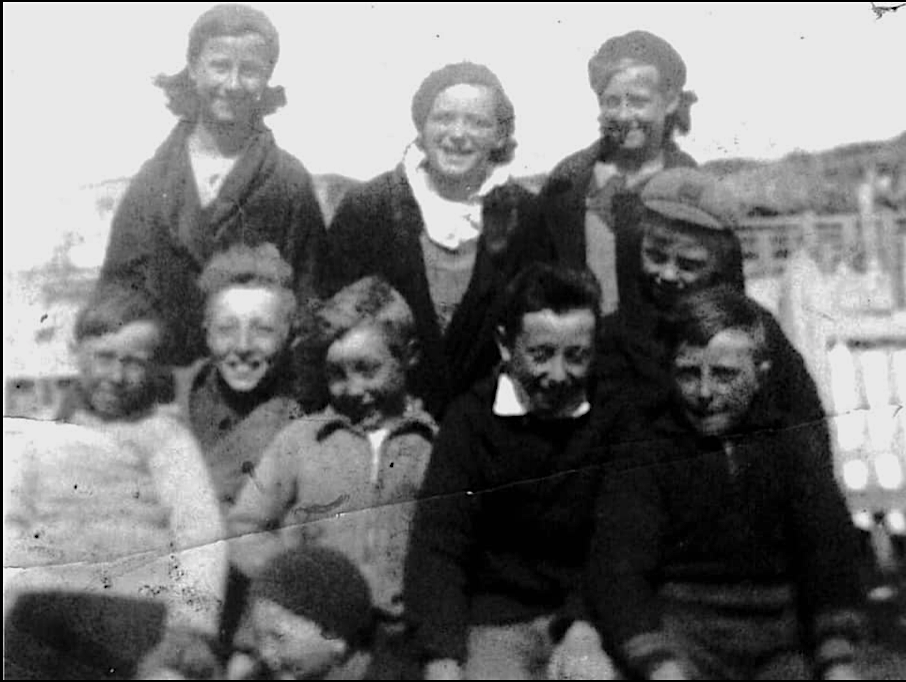 Combden17442 Family Photo